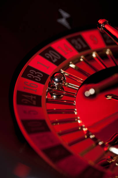 Mahjong Ways 2 slot reel display with cascading tiles and multiplier counter on pusbet mobile